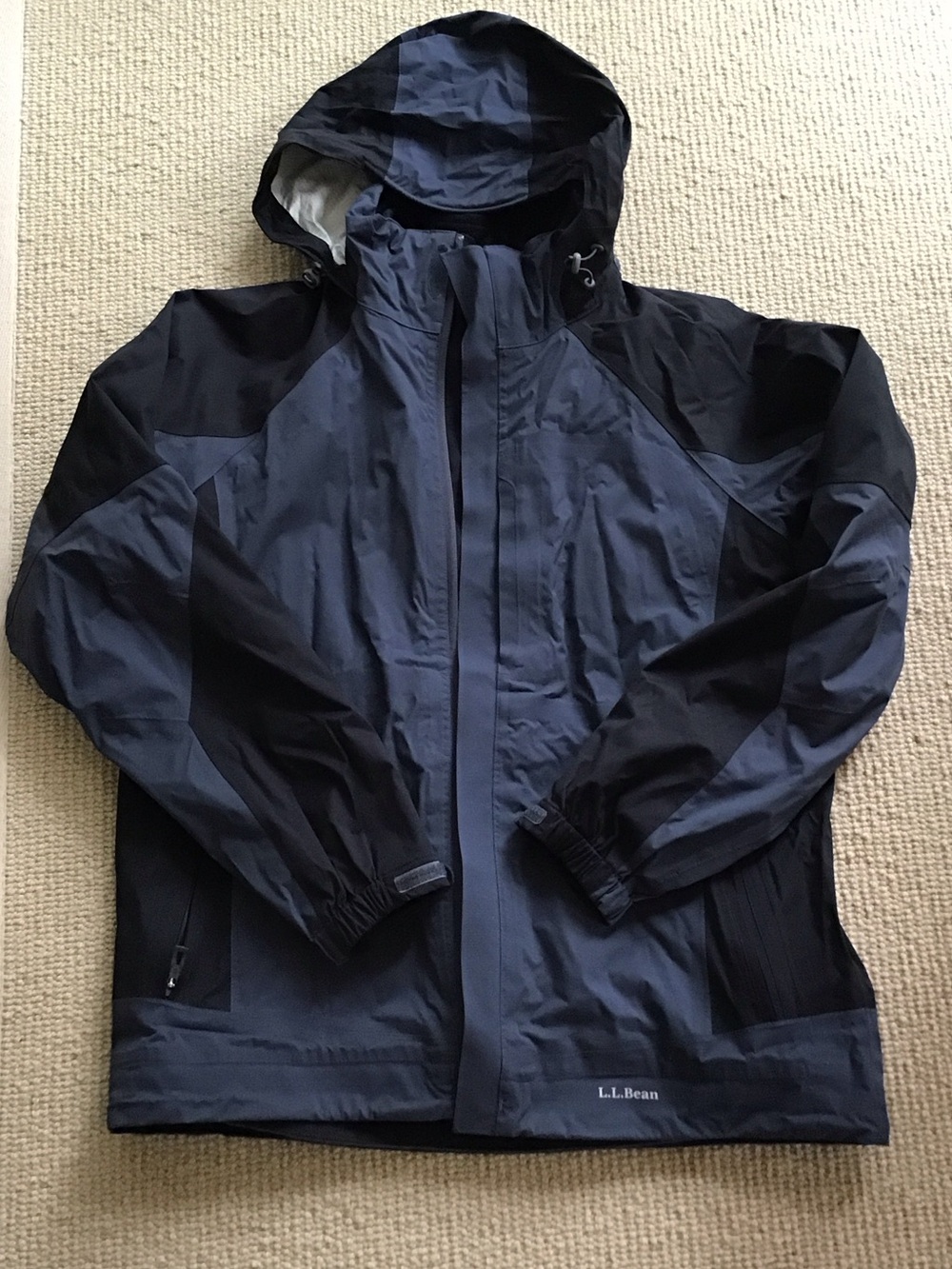 L.L. Bean Two-Tone Gray and Black Hooded Winter two layer parka